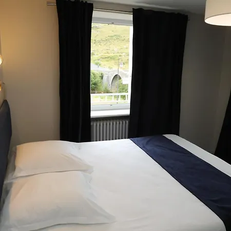 Le Relais De L'aubrac 2* 纳斯比纳勒