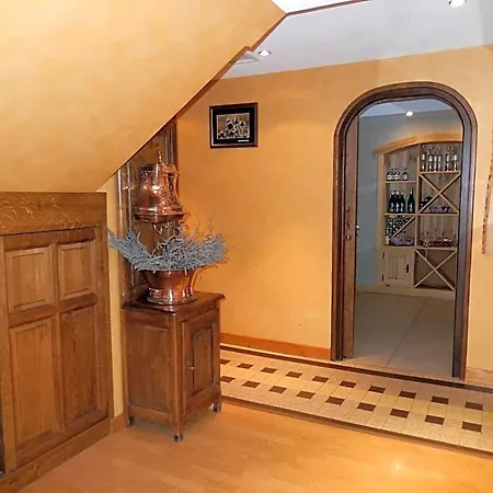 Le Relais De L'aubrac ناسبينالز