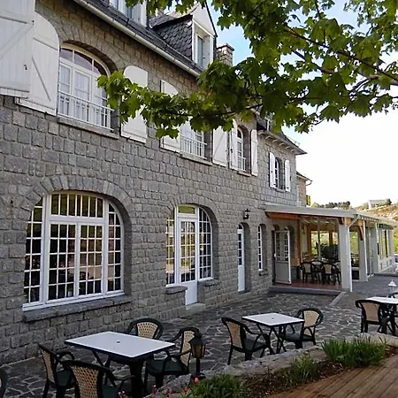 Le Relais De L'aubrac 酒店 2*