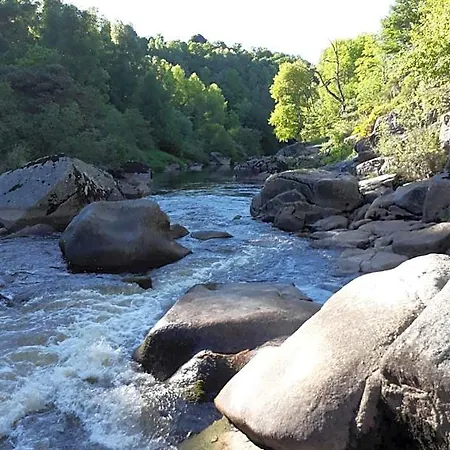 Le Relais De L'aubrac 纳斯比纳勒