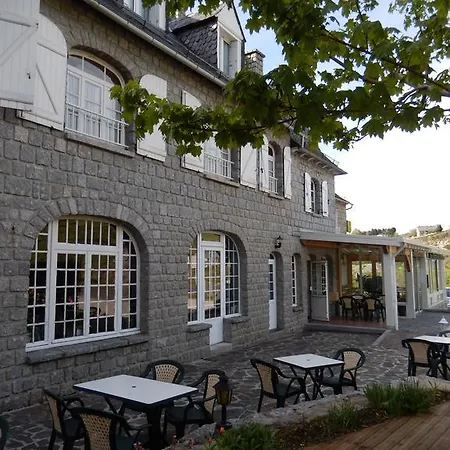 酒店 Le Relais De L'aubrac 2*