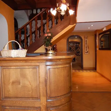 Le Relais De L'aubrac 2*