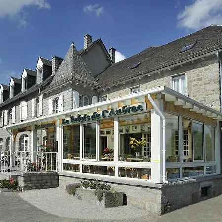 Le Relais De L'aubrac 纳斯比纳勒