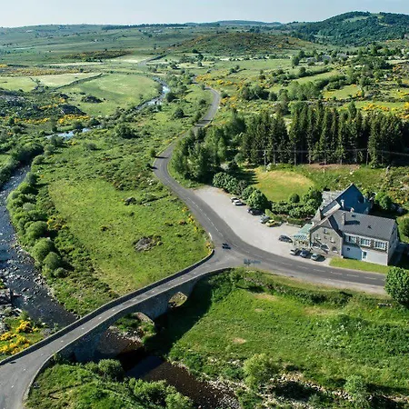 Le Relais De L'aubrac 酒店 2*