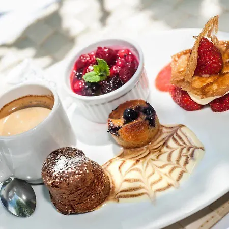 Le Relais De L'aubrac 酒店 纳斯比纳勒